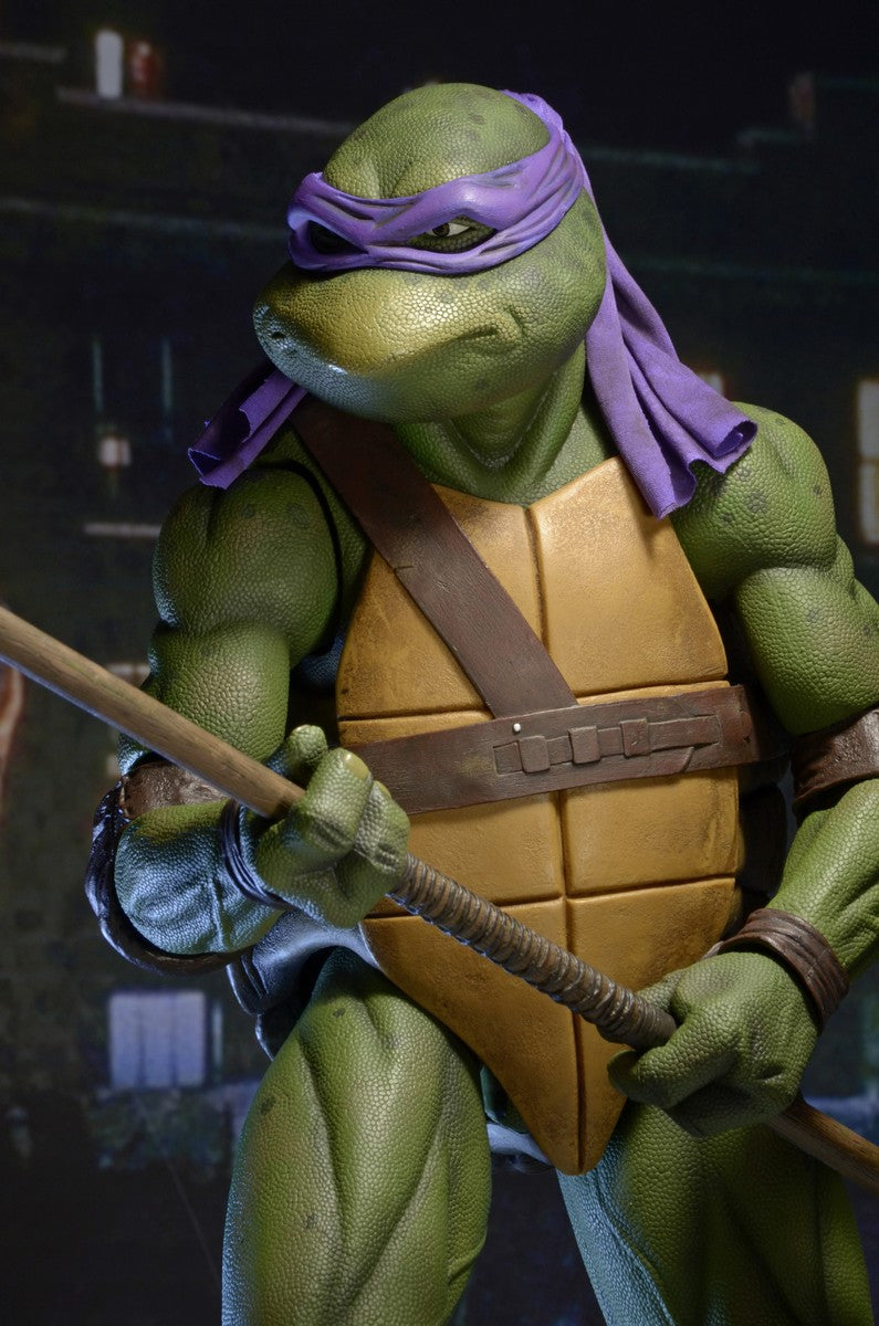 Teenage Mutant Ninja Turtles (1990 Movie) Donatello 1/4 Scale Figure