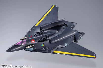 DX Chogokin Macross 7 VF-17S Nightmare Stealth Valkyrie (Gamlin Kizaki's)