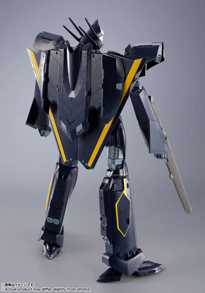 DX Chogokin Macross 7 VF-17S Nightmare Stealth Valkyrie (Gamlin Kizaki's)