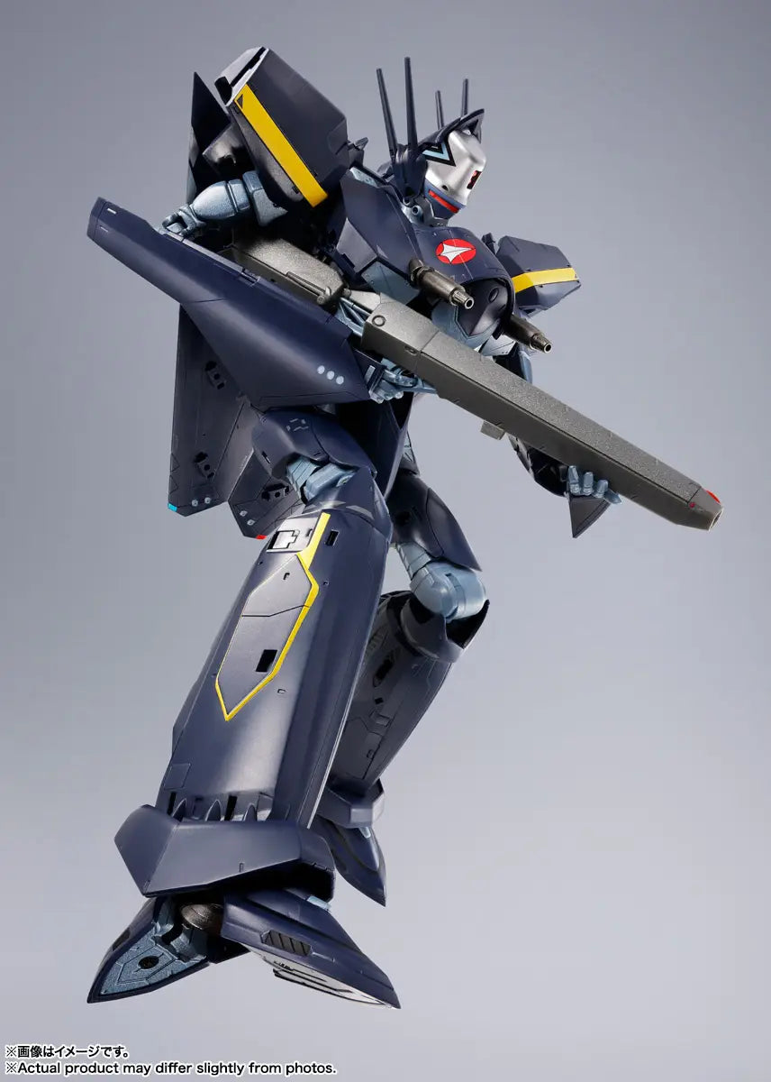 DX Chogokin Macross 7 VF-17S Nightmare Stealth Valkyrie (Gamlin Kizaki's)