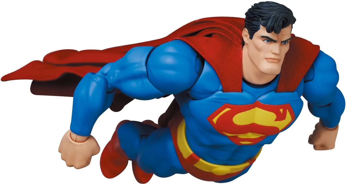 MAFEX Superman - Batman: The Dark Knight Returns