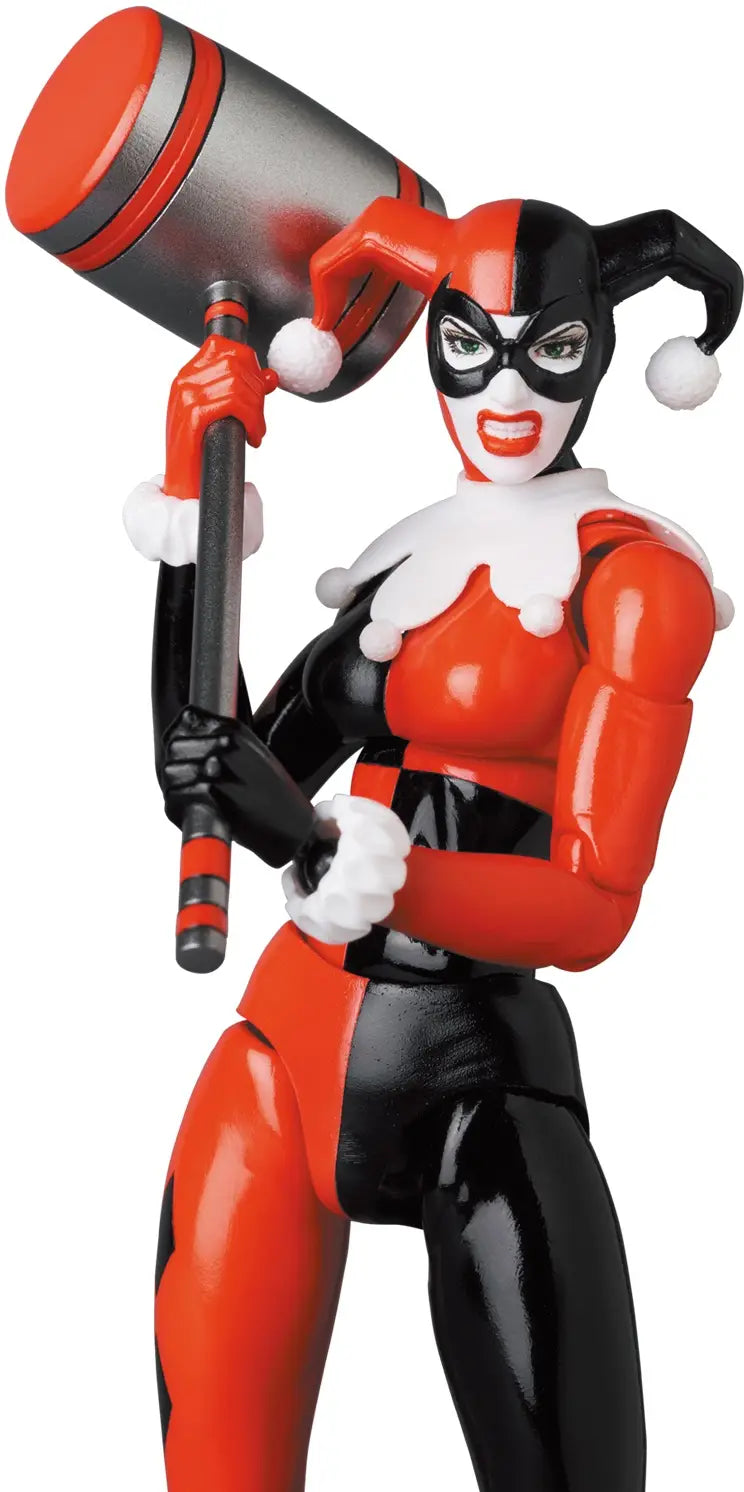 MAFEX Harley Quinn (BATMAN: HUSH Ver.)
